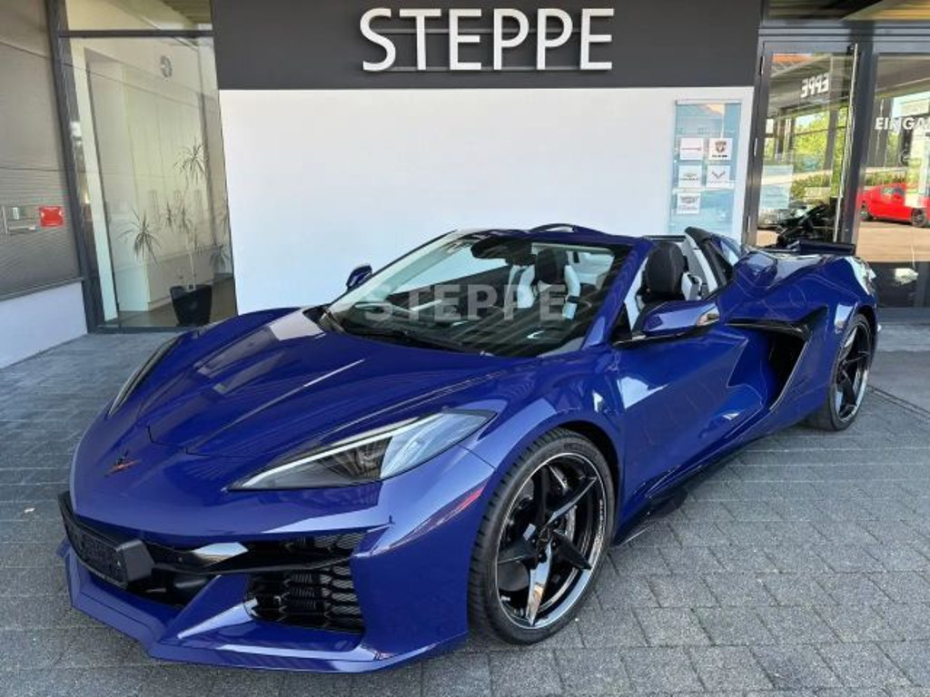 Corvette C8