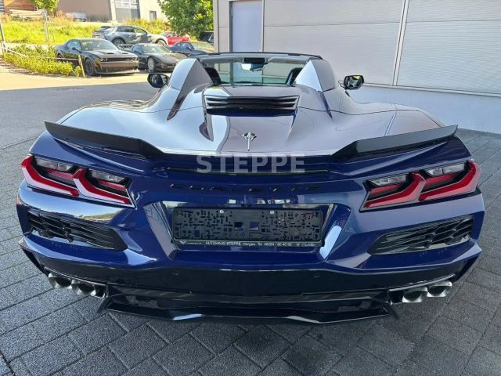 Corvette C8