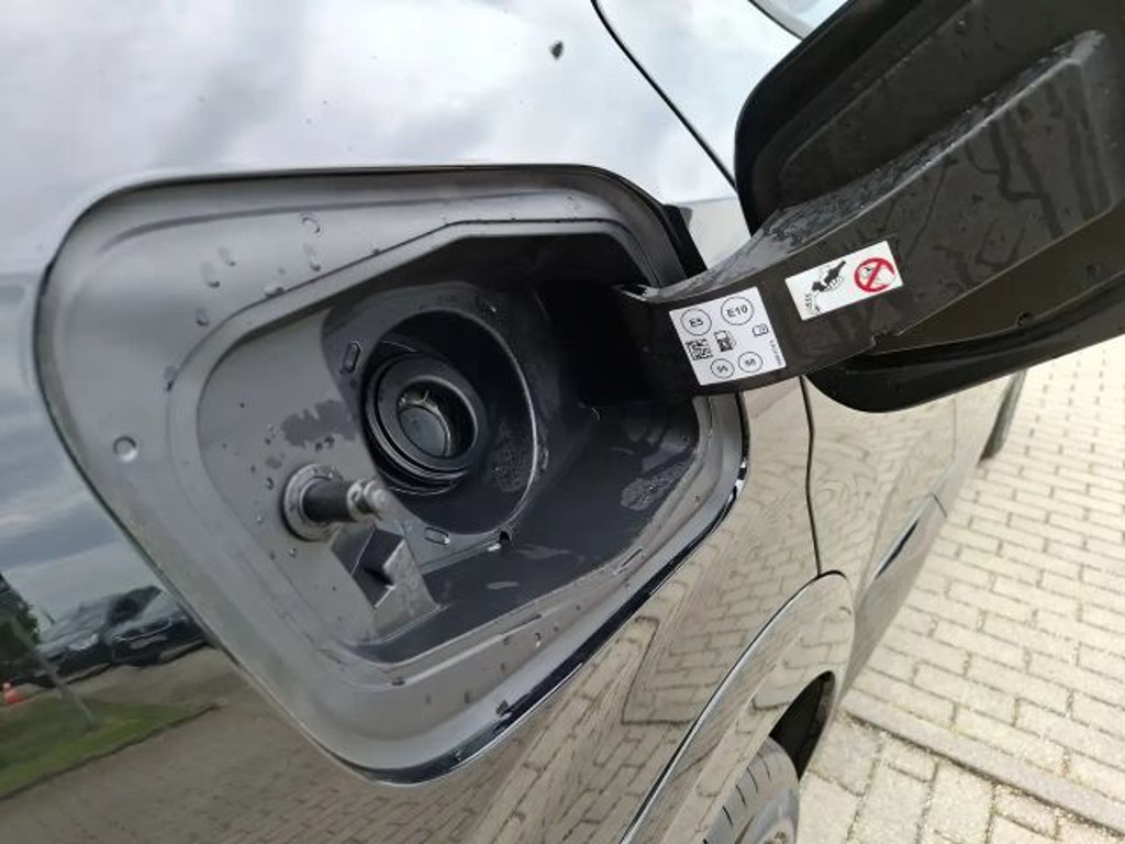 Renault Rafale