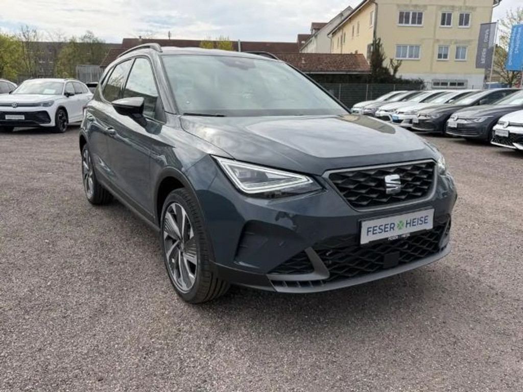 Seat Arona