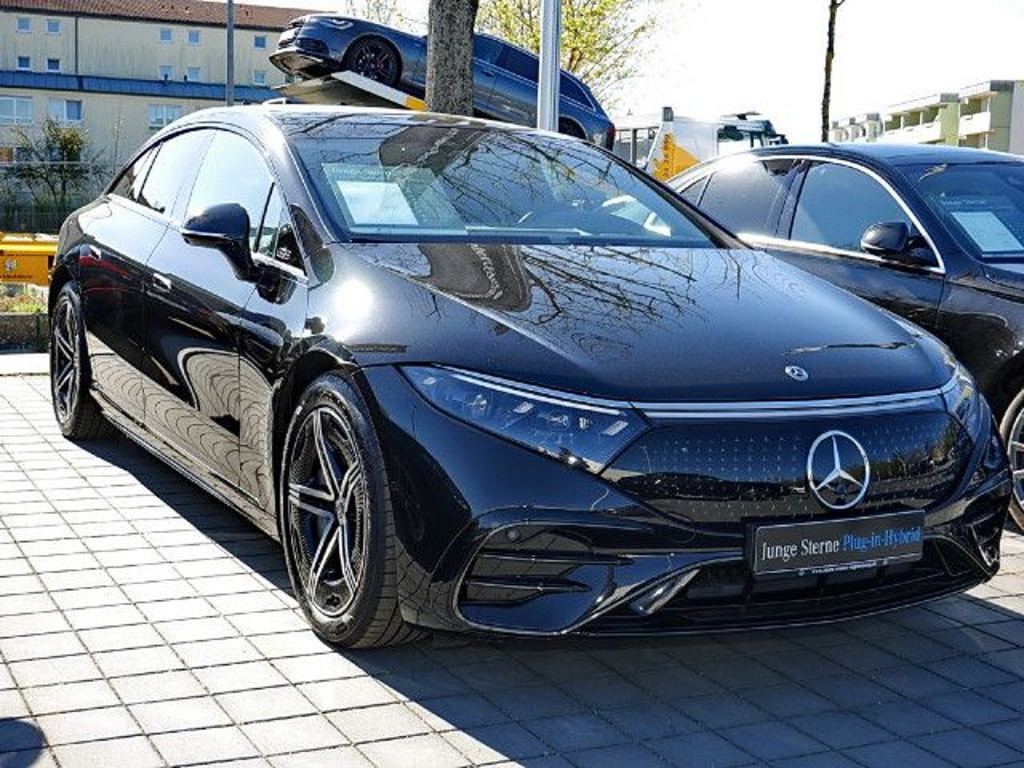 Mercedes-Benz EQS