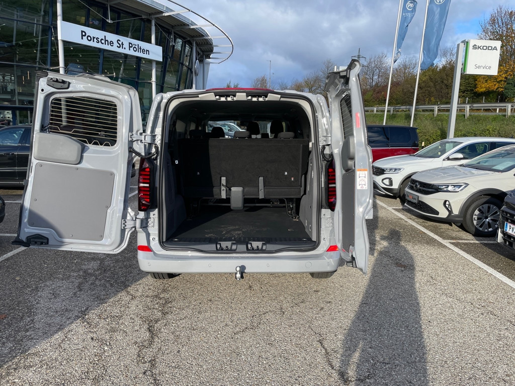 Volkswagen Caravelle