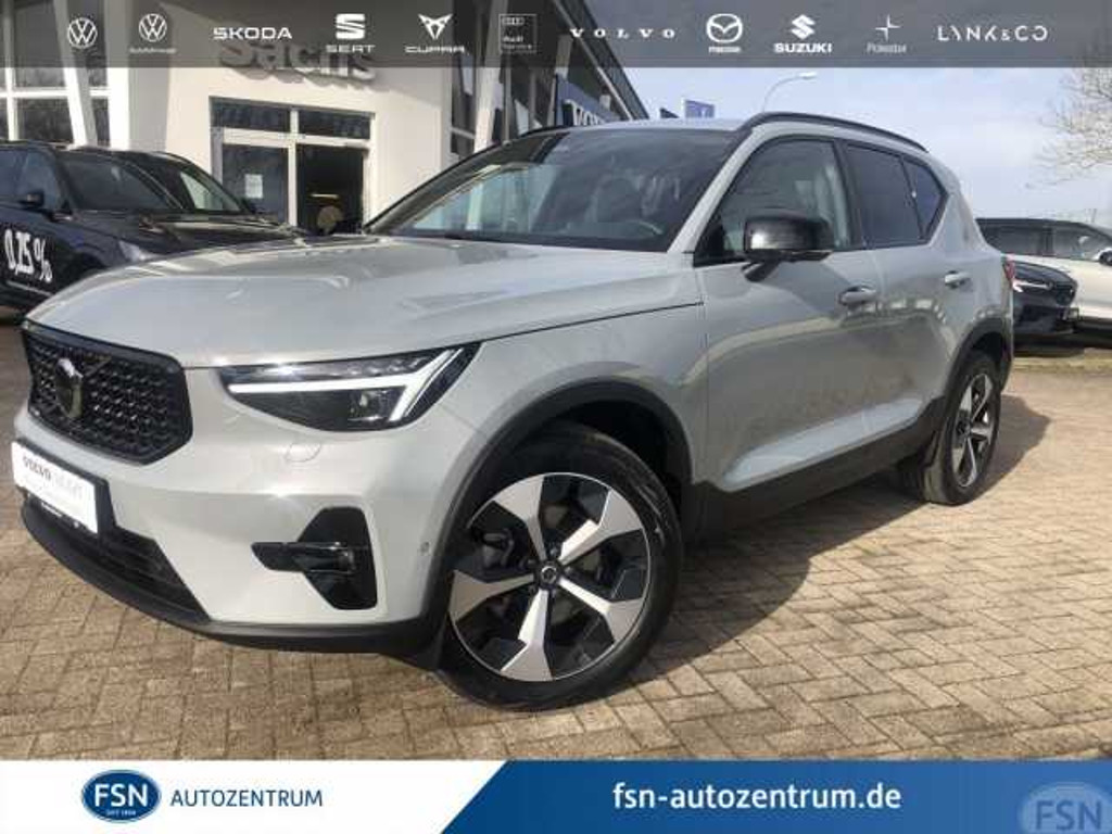 Volvo XC40 2025 Benzine