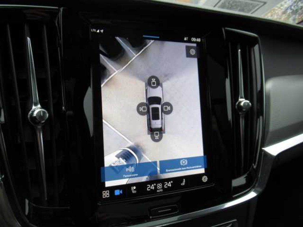 Volvo V90 Cross Country