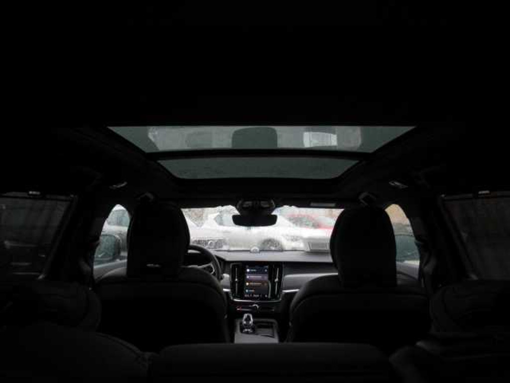 Volvo V90 Cross Country