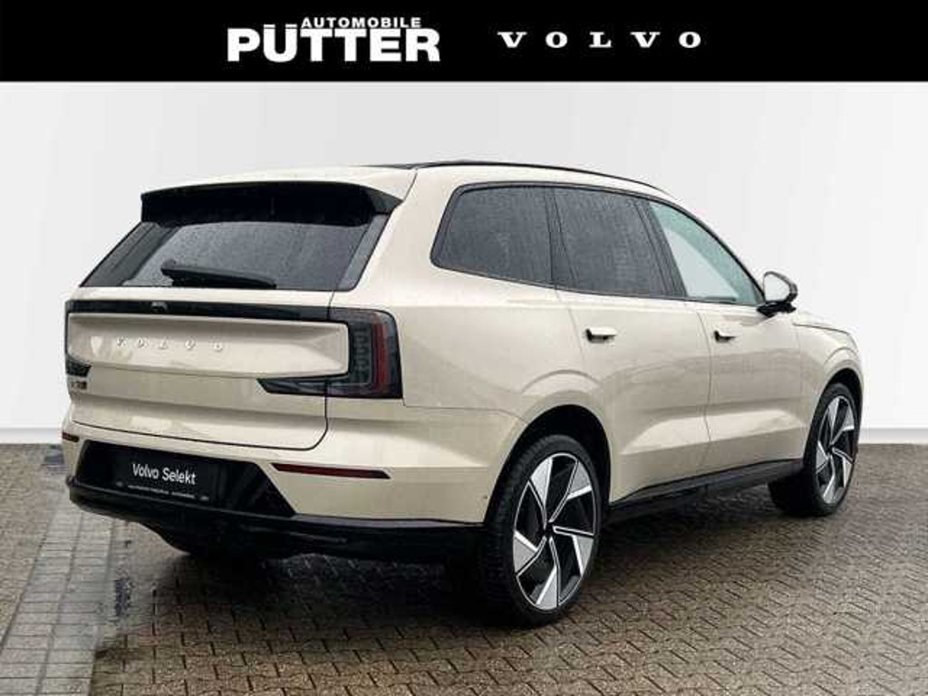 Volvo EX90