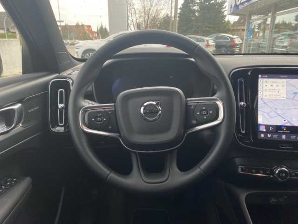 Volvo EX40