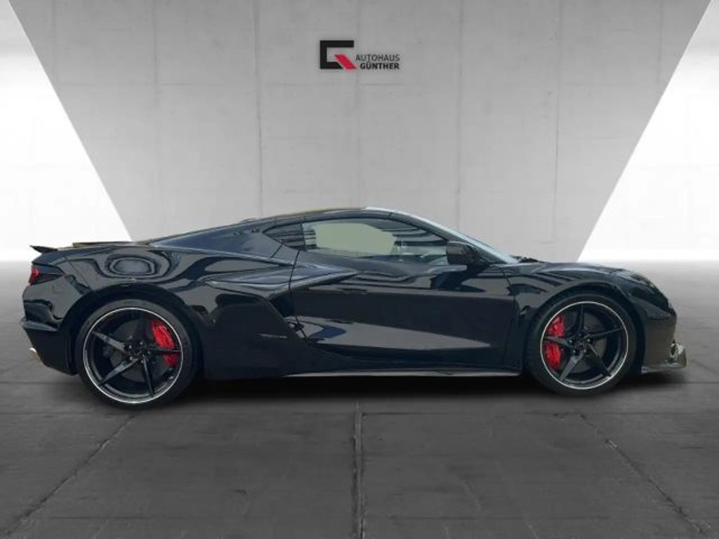 Corvette C8