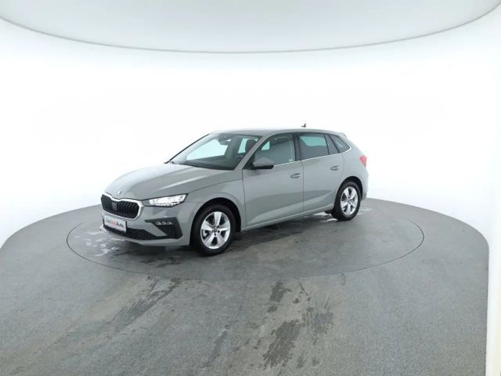Skoda Scala 2025 Benzine