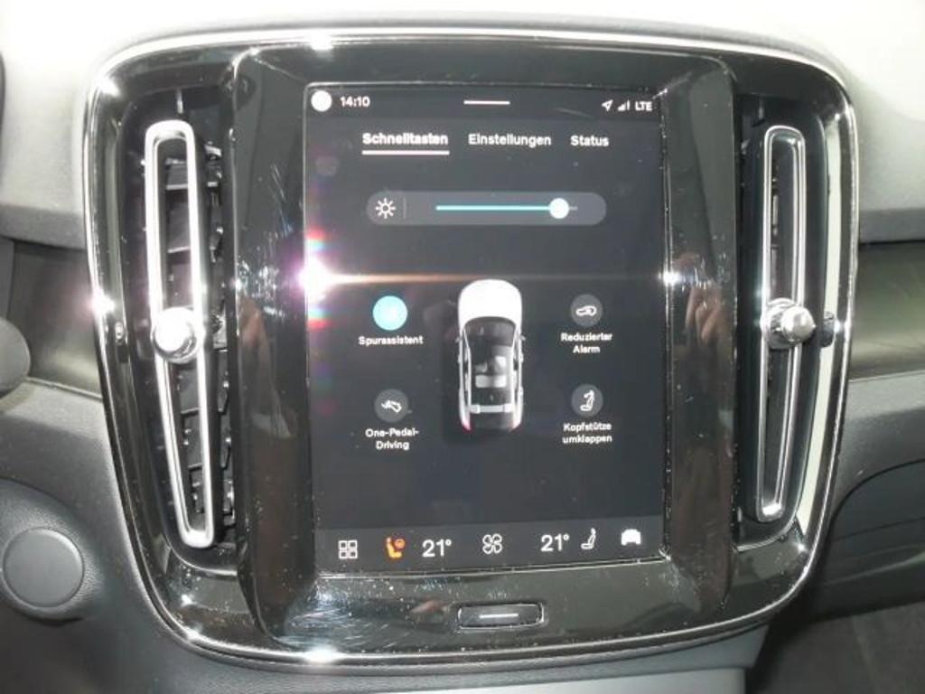 Volvo C40