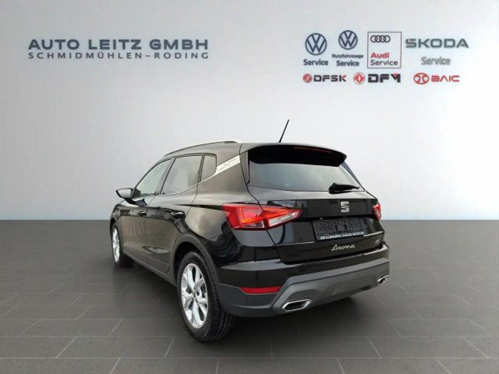 Seat Arona