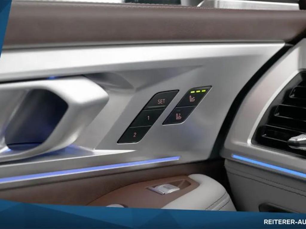 BMW XM