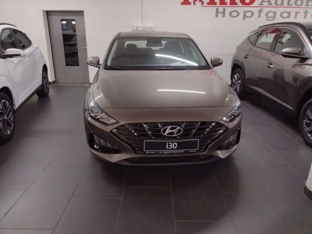 Hyundai i30 2022 Benzine