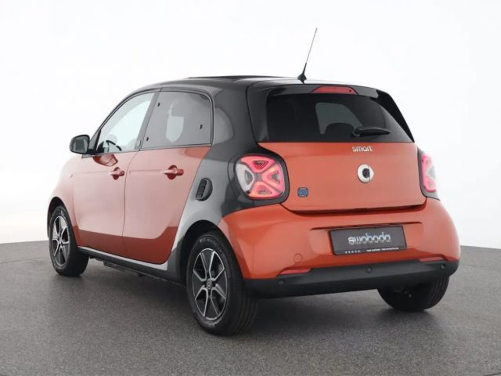 Smart EQ forfour