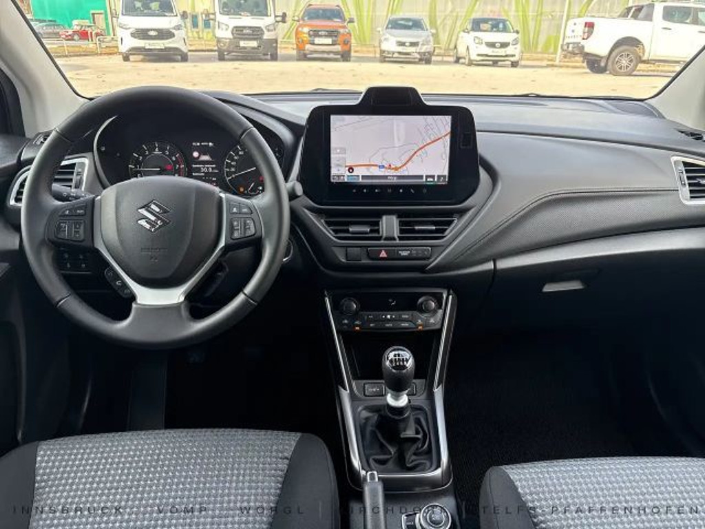 Suzuki S-Cross