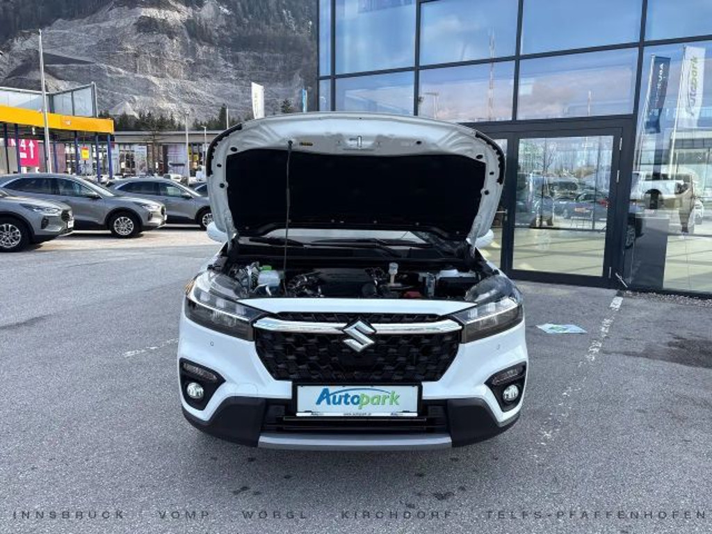 Suzuki S-Cross