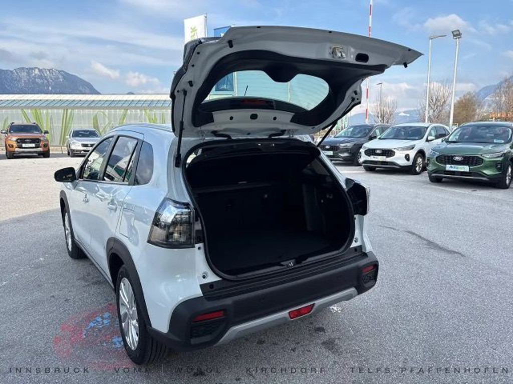 Suzuki S-Cross