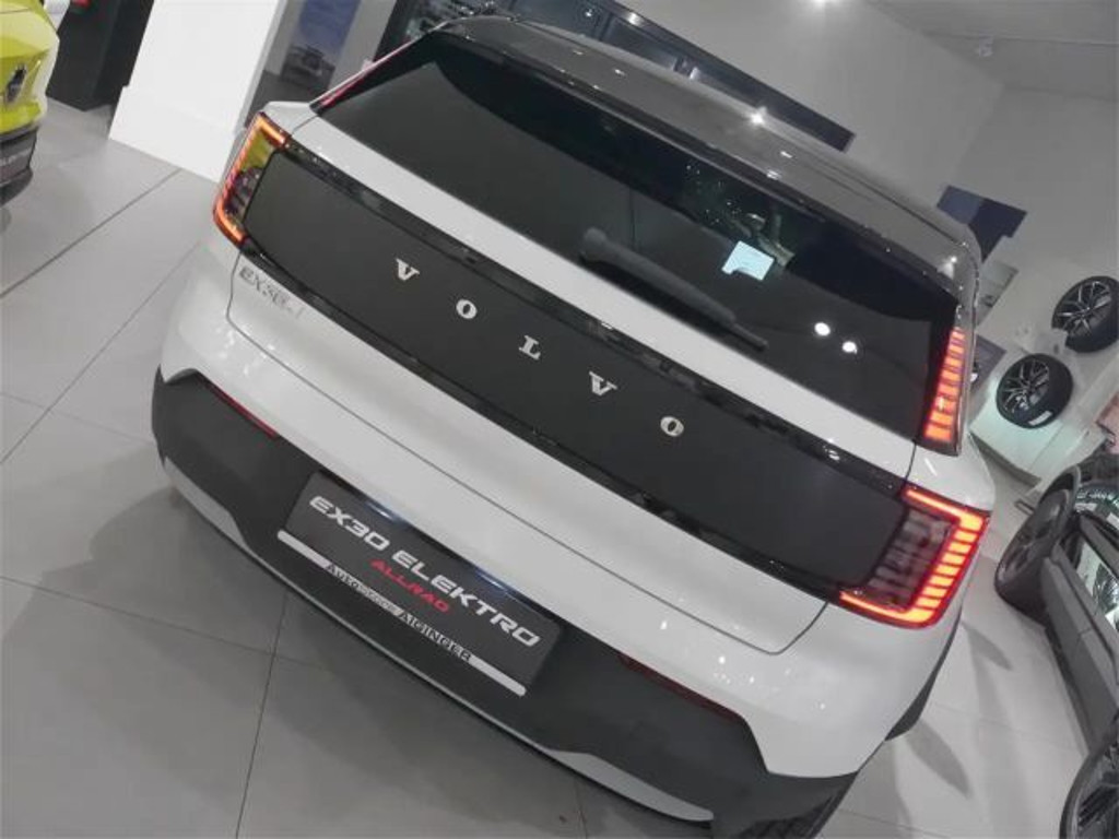 Volvo EX30