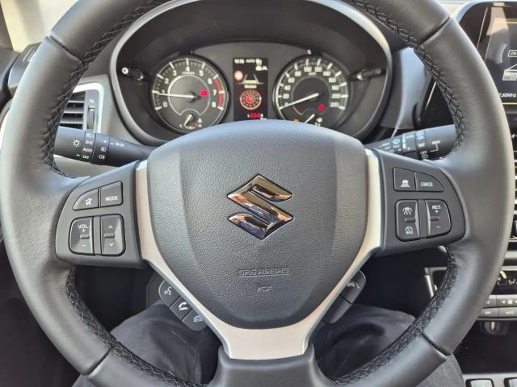 Suzuki S-Cross