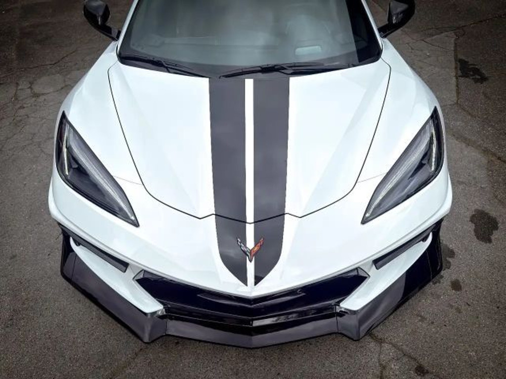 Corvette C8