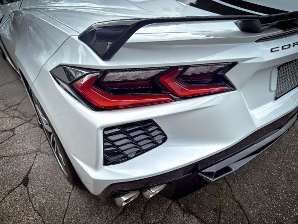 Corvette C8