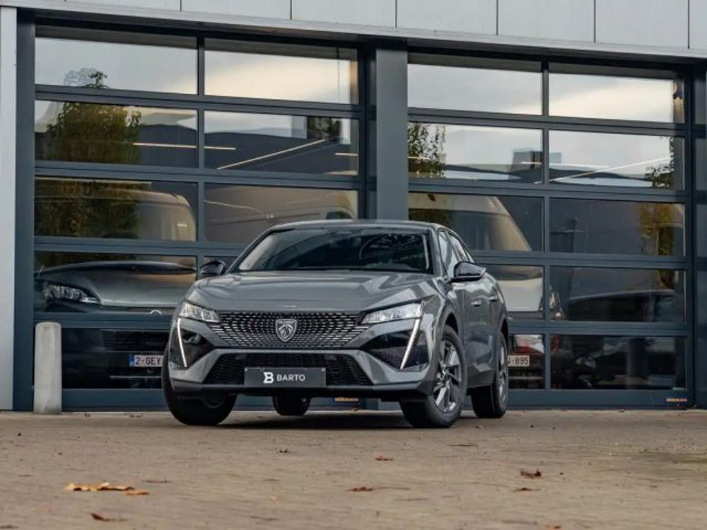 Peugeot 408 2025 Benzine
