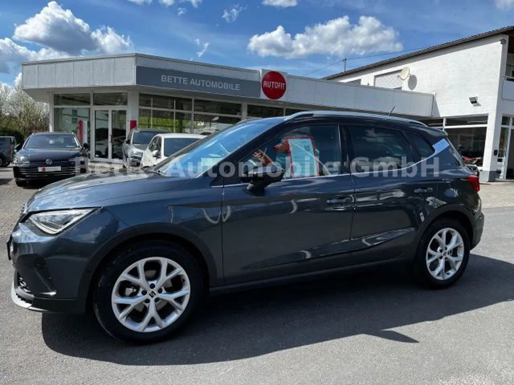 Seat Arona