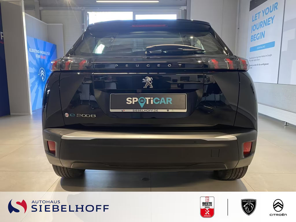 Peugeot e-2008