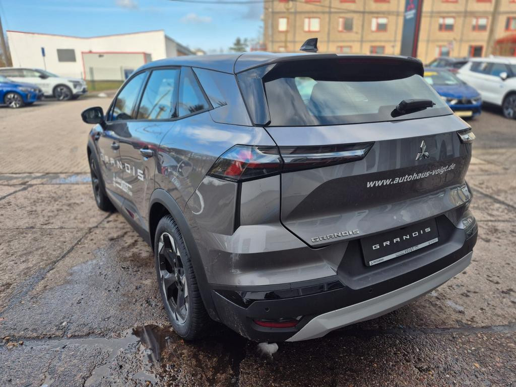 Mitsubishi Grandis