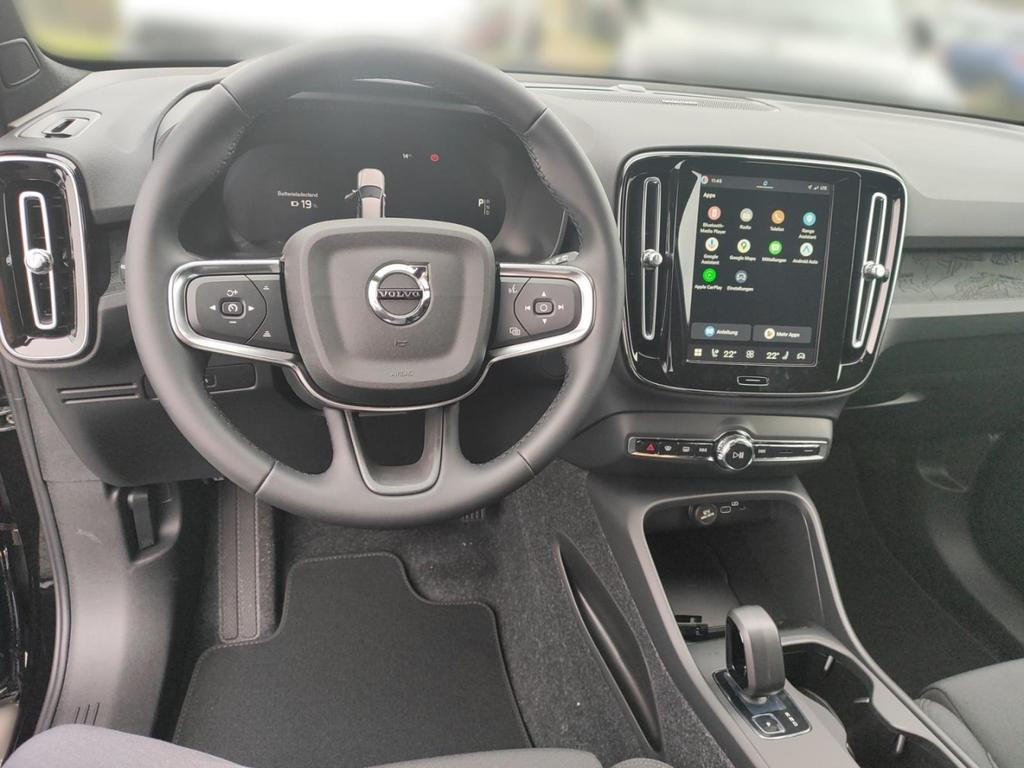 Volvo EX40