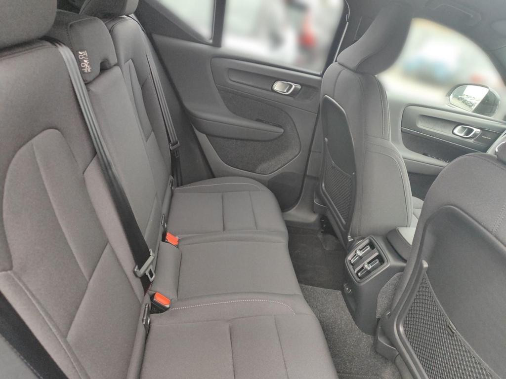 Volvo EX40