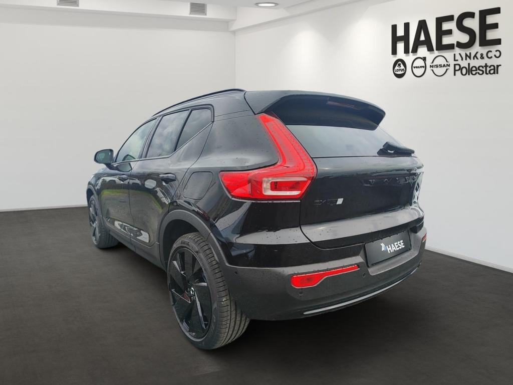 Volvo EX40