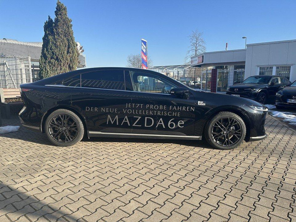 Mazda 6e