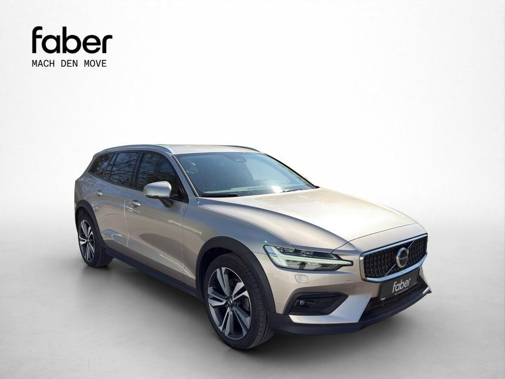 Volvo V60 Cross Country