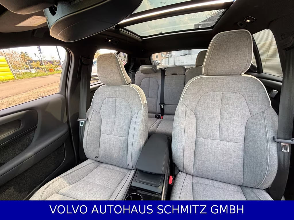 Volvo EX40