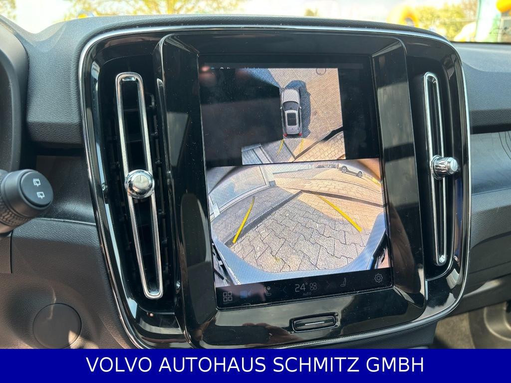 Volvo EX40