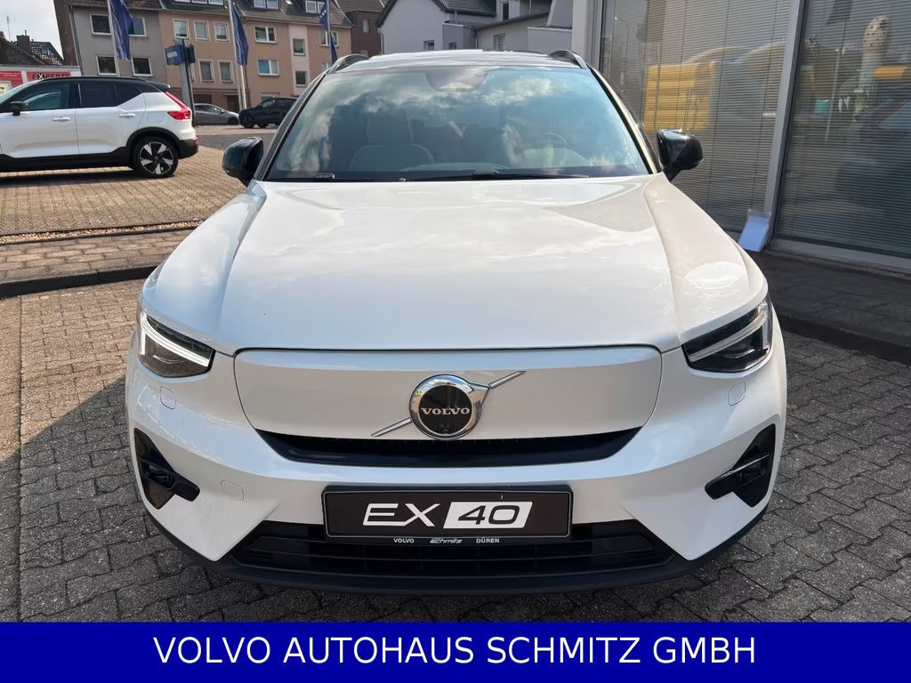 Volvo EX40