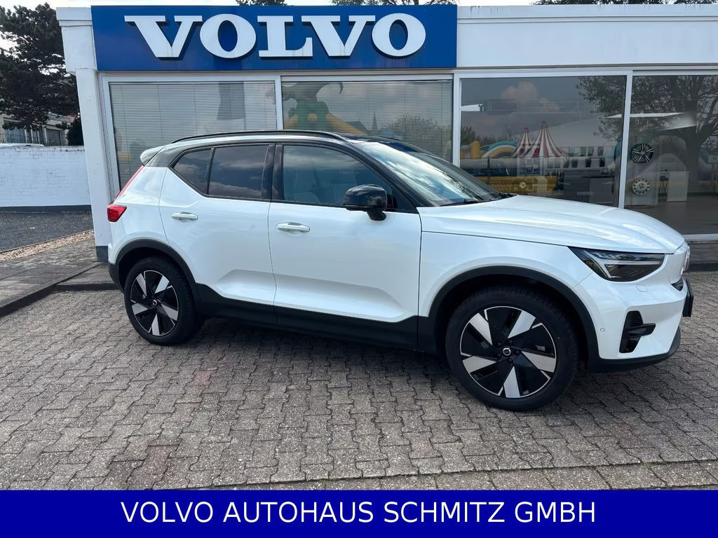 Volvo EX40