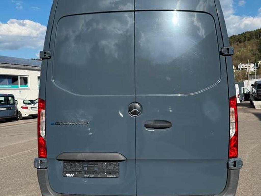 Mercedes-Benz eSprinter