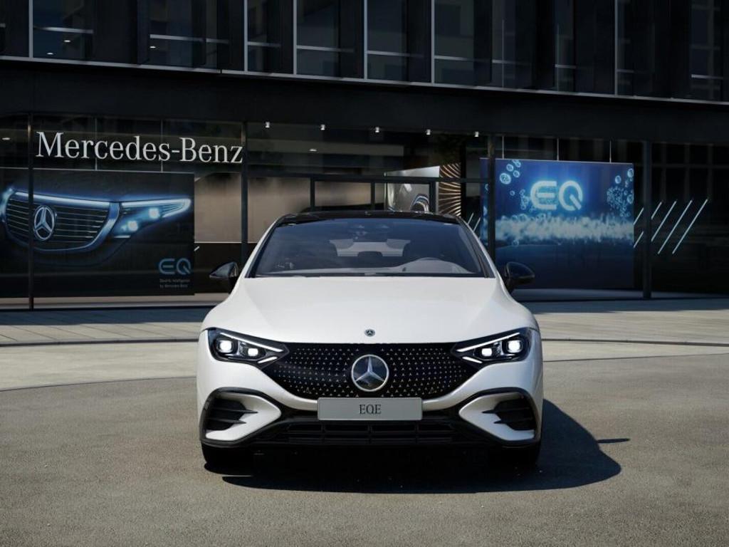 Mercedes-Benz EQE