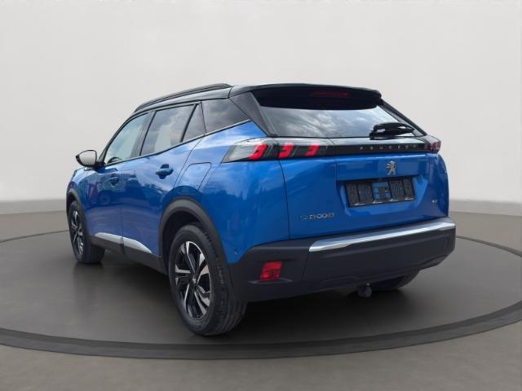 Peugeot e-2008