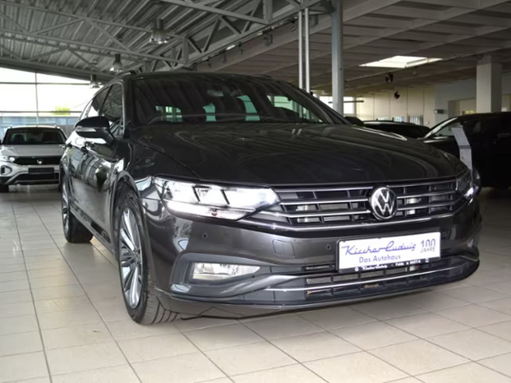 Volkswagen Passat 2023 Diesel