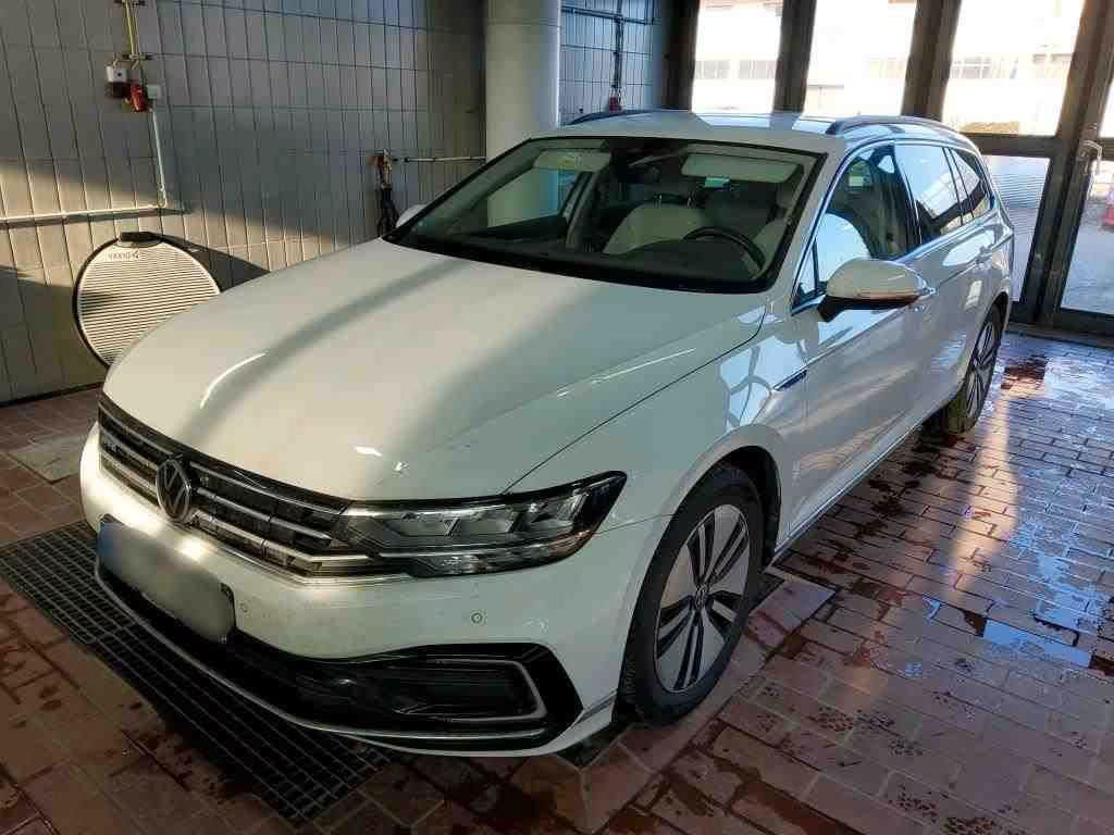 Volkswagen Passat 2022 Hybride Benzine