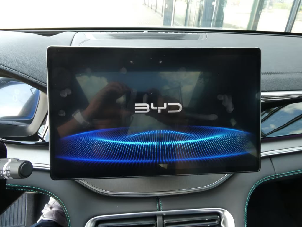 BYD Seal U