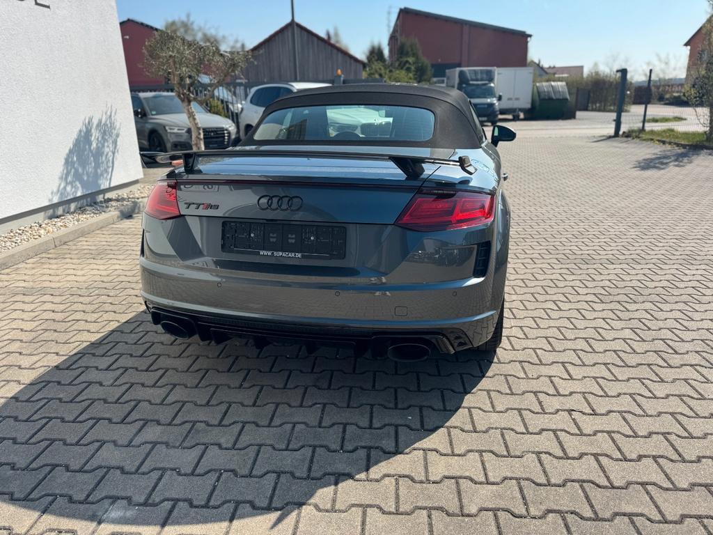 Audi TT RS