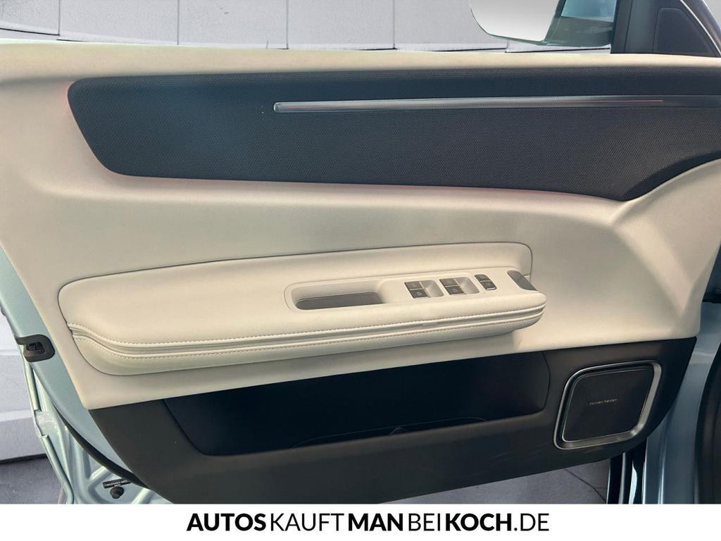 Polestar 4