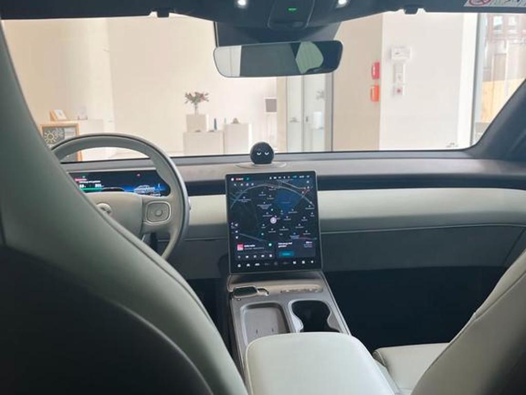 NIO ET5