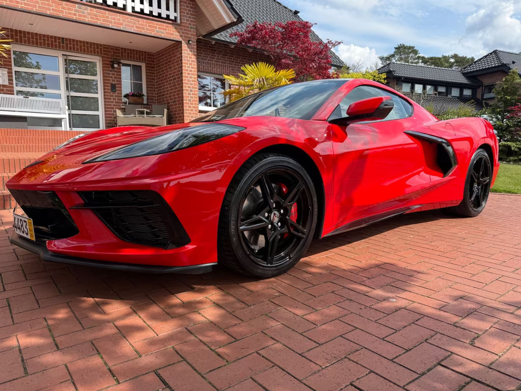 Corvette C8