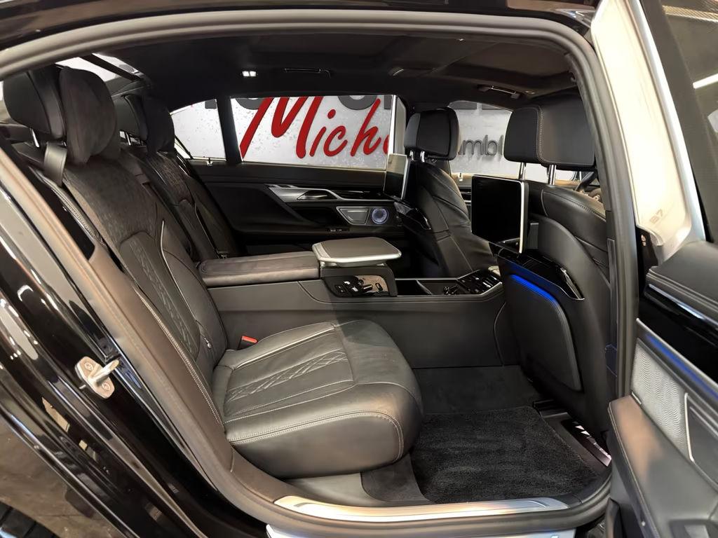 Alpina B7