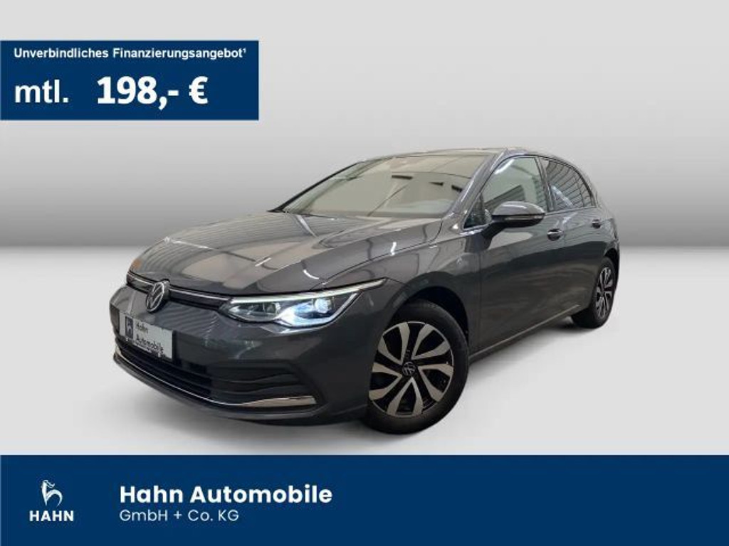 Volkswagen Golf 2023 Benzine